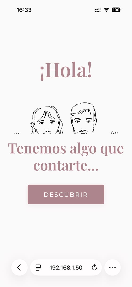 Pantalla de bienvenida de la invitación con un retrato ilustrado de los novios