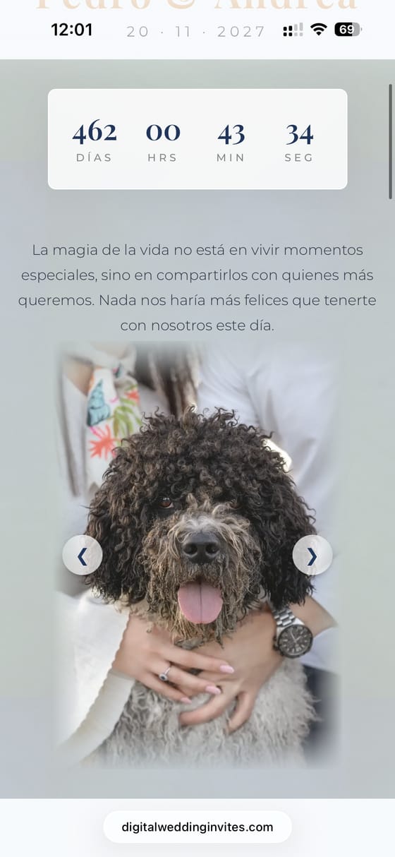 Cuenta atrás de la boda sobre una foto de la pareja
